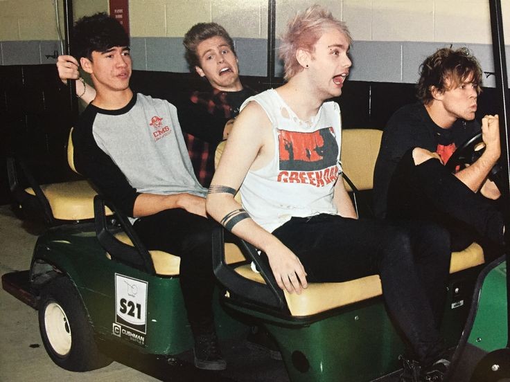 LSeyuwami's tweet photo. MICHAEL CLIFFORD IS INNOCENT

Lo digo con orgullo soy fan de 5sos. Les ayudaremos a superar esto porque somos una familia y no me cansaré de repetir lo.

MICHAEL CLIFFORD IS INNOCENT
#5sosIsInnocent https://t.co/BRQsy7F8VE