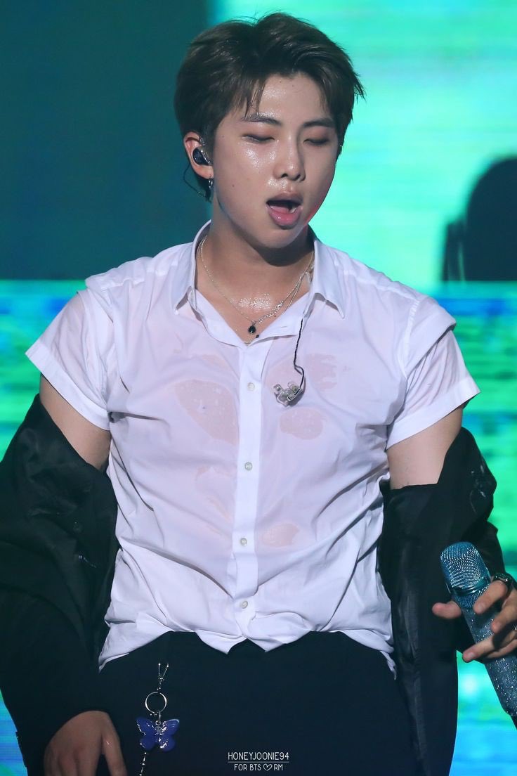 soft joonie, but he gets hotter as you scroll down~ a thread: