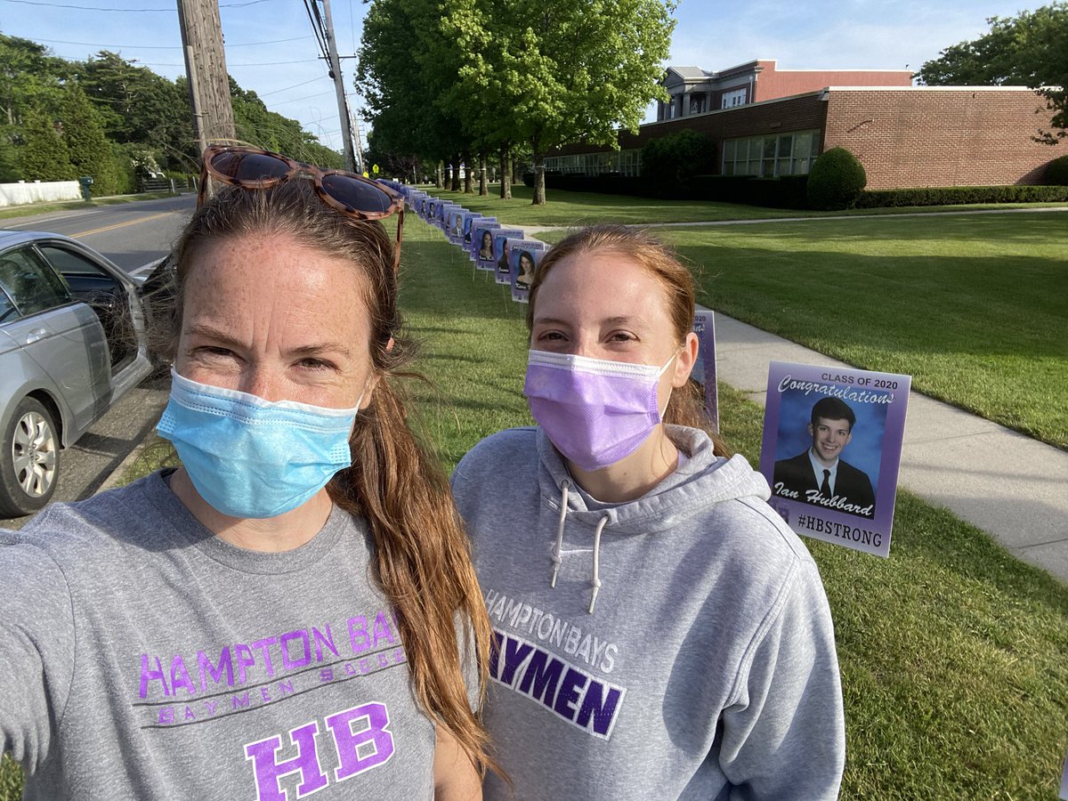 kbishop_ART's tweet photo. Seniors come down to Ponquogue Ave to check out your senior portraits decorating the front of the ES and MS.  Thanks to our administration and a generous donor, we were able to help put these up today! @hbschools #WeAreHB #HBstrong @HamptonBaysHS https://t.co/IRxHv4T2RP