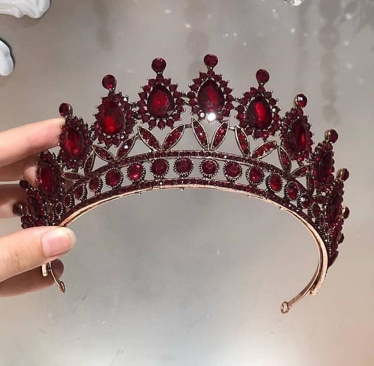 fantasy gown/crown/weapon. (Fun fact 