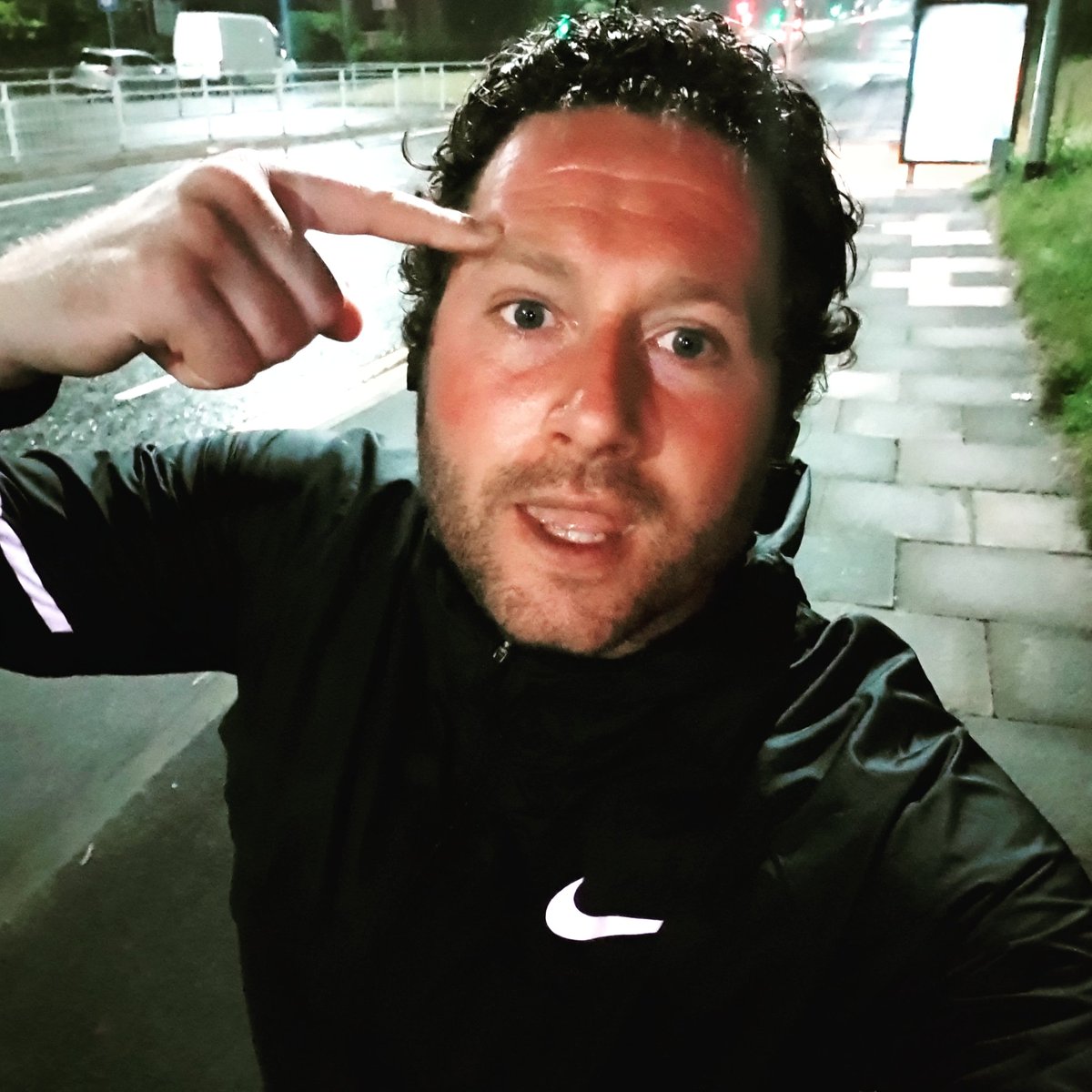 TheWiganRunner's tweet photo. Day🏃♂️1262
39hrs⌚"Rest" from🏃♂️since 9am🕒Sunday/thought id feel🙌🏻 again & expected it 2b good especially w/it being cooler aftr the rain🌧but my knee was strangely hurting even though I was🏃♂️like a🐢2.. we keep going..
#1262 #Monday #Runner #Knee #Rest #MagicPills #WeKeepGoing https://t.co/li4ITDf7yo