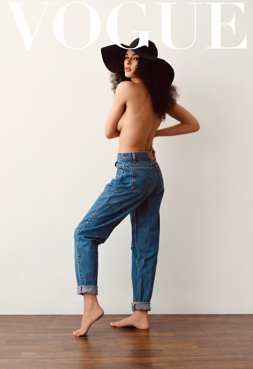 Someone suggested I try the #VogueChallenge &amp; they don’t look too shabby if I do say so myself 👀😂 <a href="/voguemagazine/">Vogue Magazine</a>