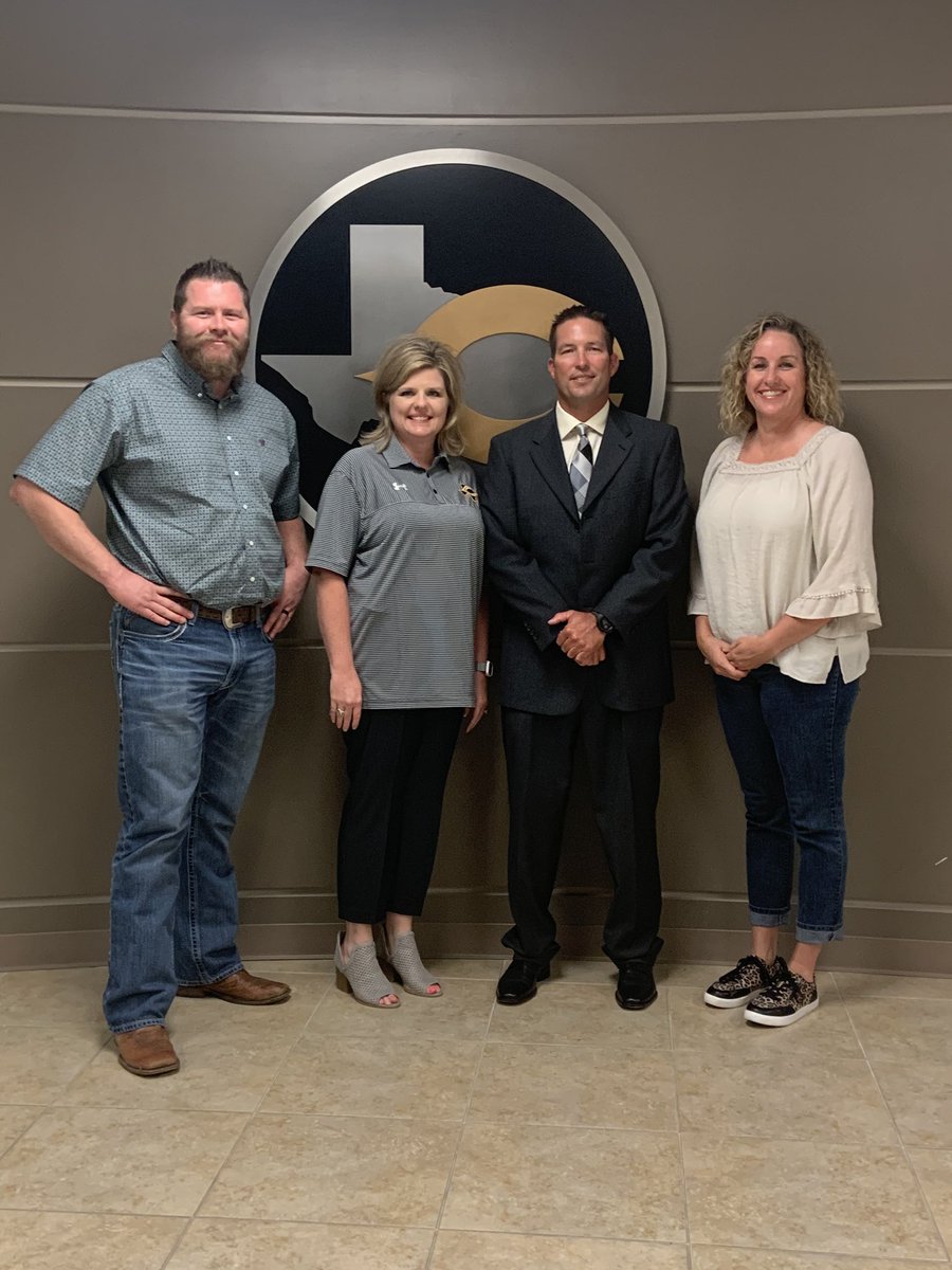 CrandallSports's tweet photo. Pirate Athletics is happy to welcome Coach Kyle Hardin and his family as our new Athletic Director/Head FC. https://t.co/QdRuiNBjZC