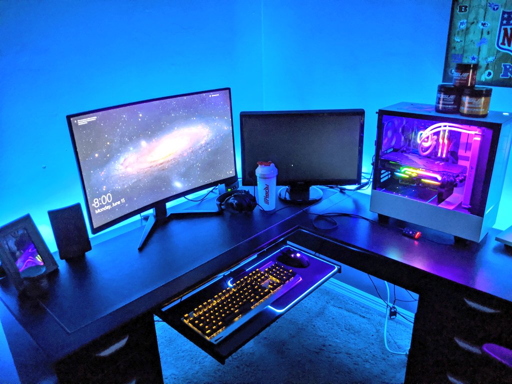 It's a #RogueEnergy Hydration and #EscapefromTarkov kinda night.