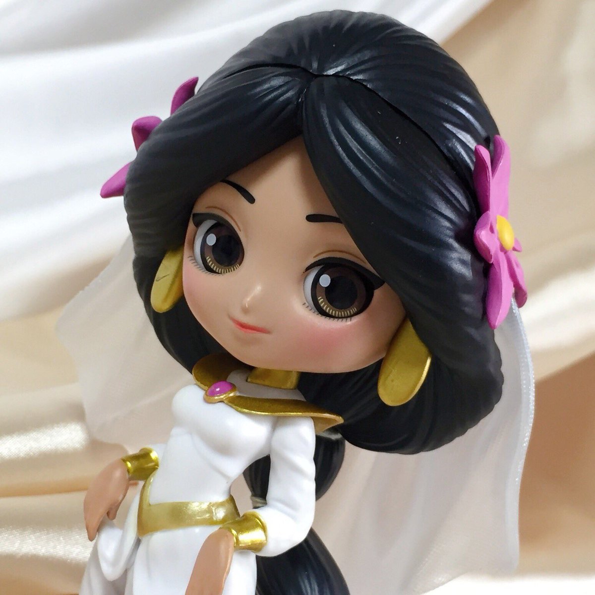 Qposket Dreamy Style ジャスミンの白いウエディングドレスをげっと
