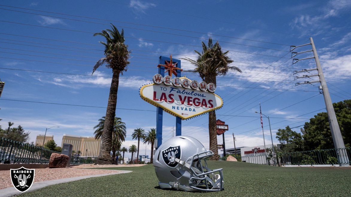 Mick Akers tweet media