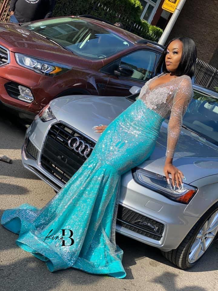 kingbrema_'s tweet photo. Pretty Pretty 💎 Gown Made By Me
#kingb #chicagodesigner #custom #custommade #prom #prom2k20 #makeprom2020greatagain #kingbkollection #gowns #quarantine #quarantineprom #quarantineprom2020 #chicago https://t.co/qzqLriFKMo
