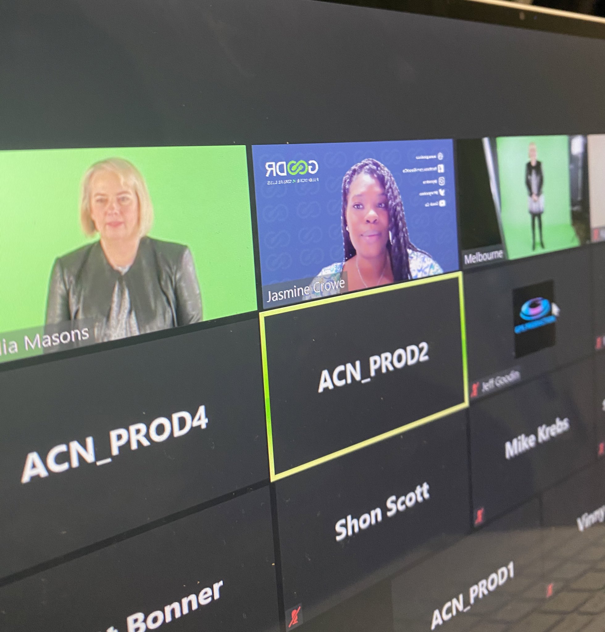 jasmine-crowe-houston-on-twitter-speaking-in-asia-now-with-accenture