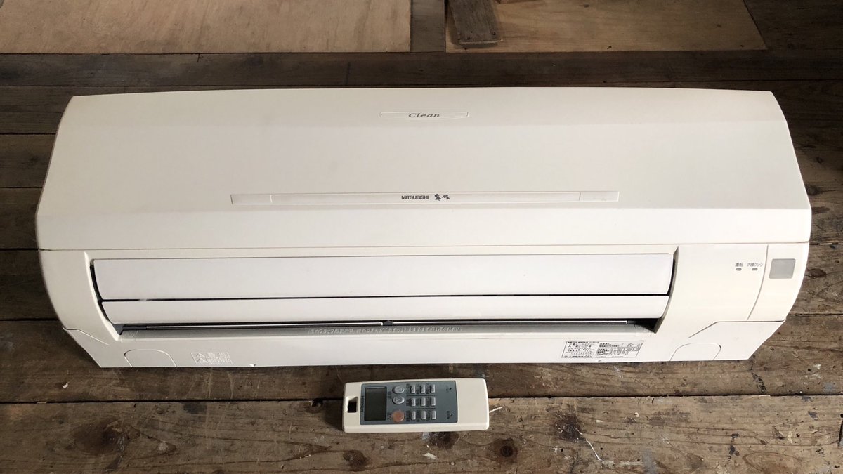 2004年製　三菱ルームエアコン　MSJ-J22P-W 今回購入したエアコンは三菱電機 霧ヶ峰 2004年製 MSZ-J22P-W です