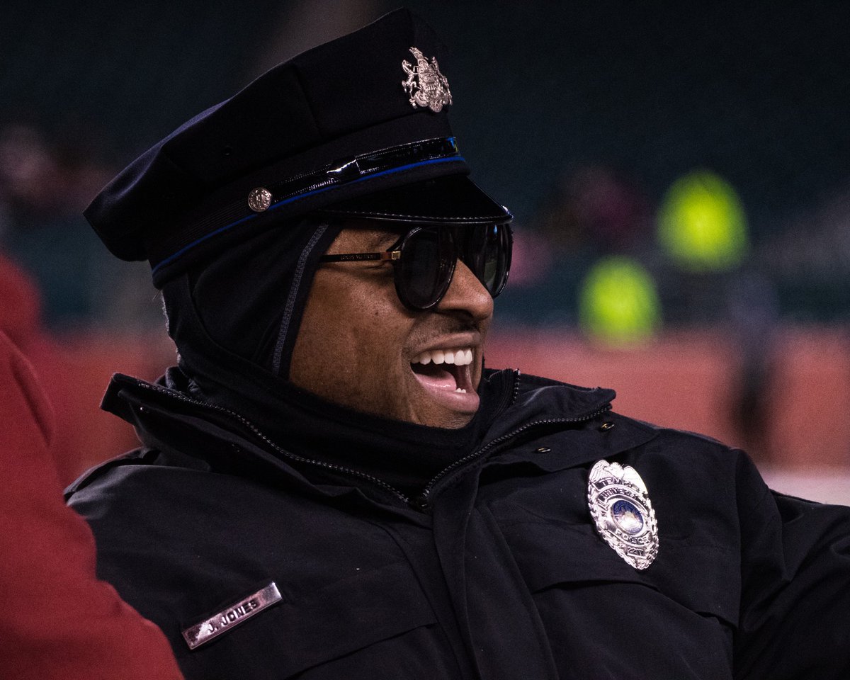 JSGarbRPh's tweet image. Will miss Jonesy's bear hugs. A genuinely caring, compassionate human. I always searched for him at The Liacouras Ctr before games to reassure myself that there are still people in this world who care. It won't be the same on game day. RIP @JimJones_58