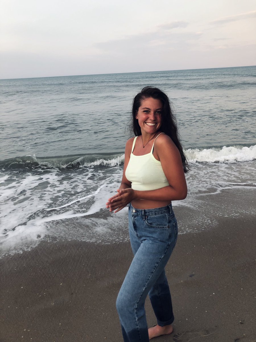 who wears jeans on the beach???