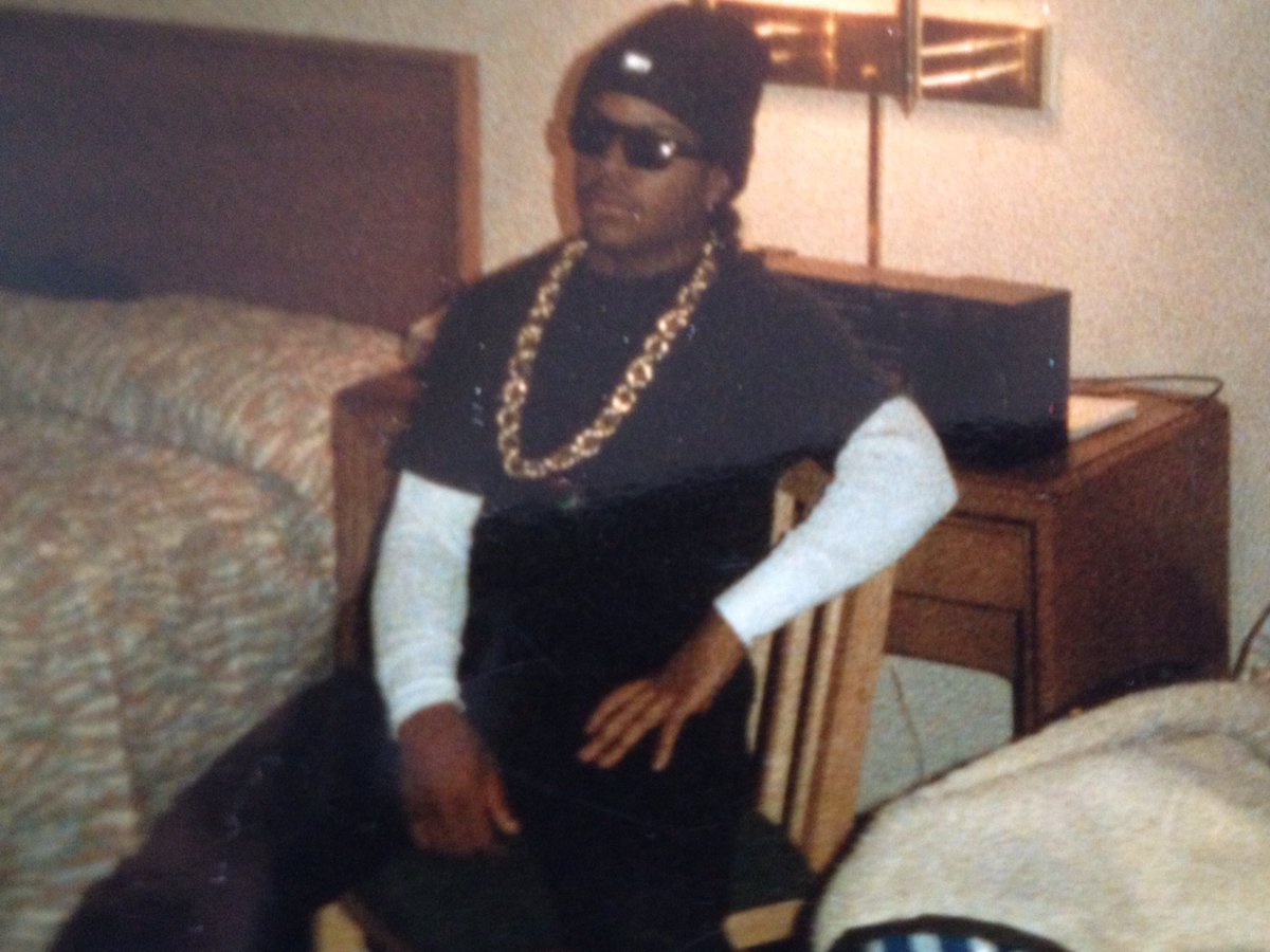 icecube's tweet image. 18 years old and living the Dream...1989