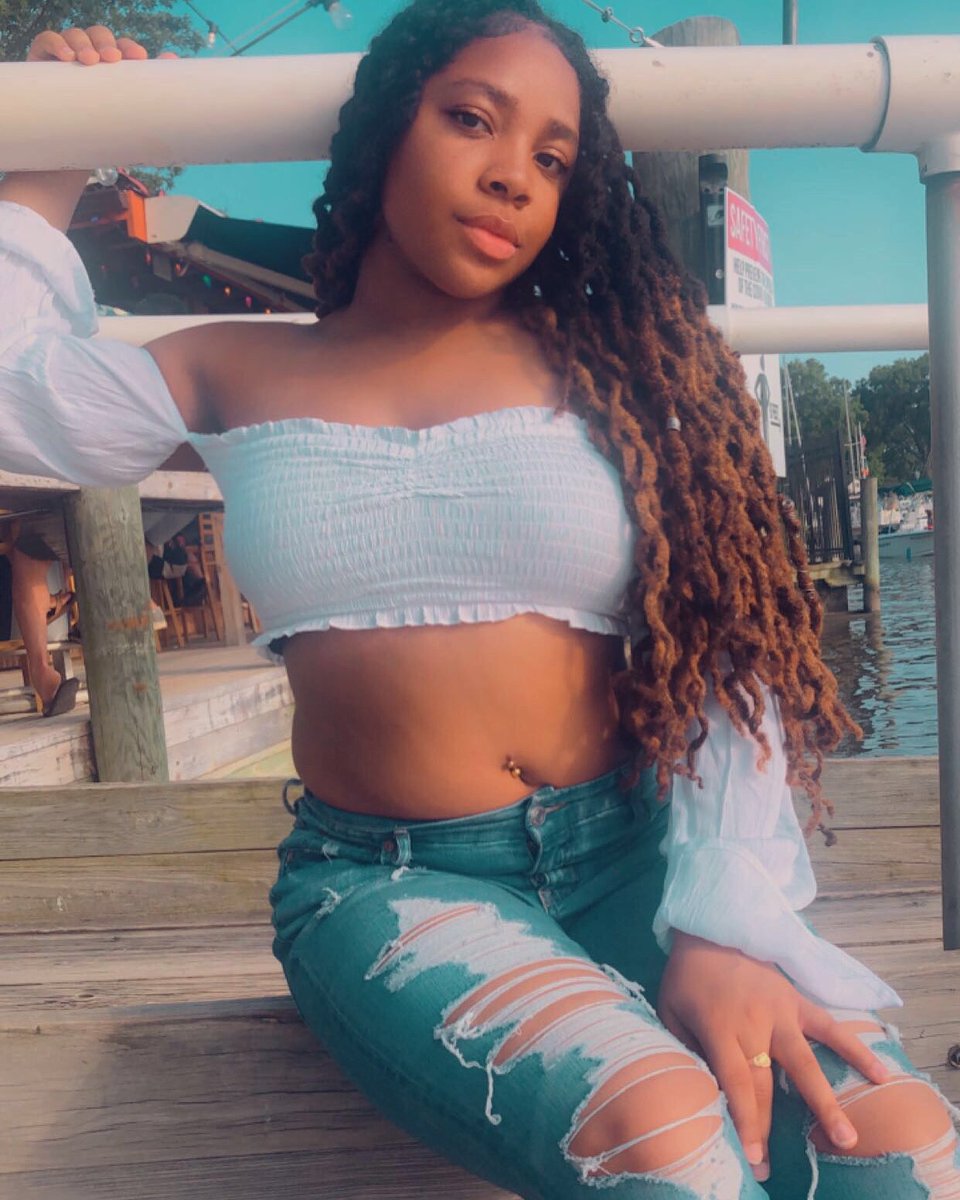 nijahbailey7's tweet photo. The sun was just hitting in all directions 🥰 https://t.co/6SthRrhs8X