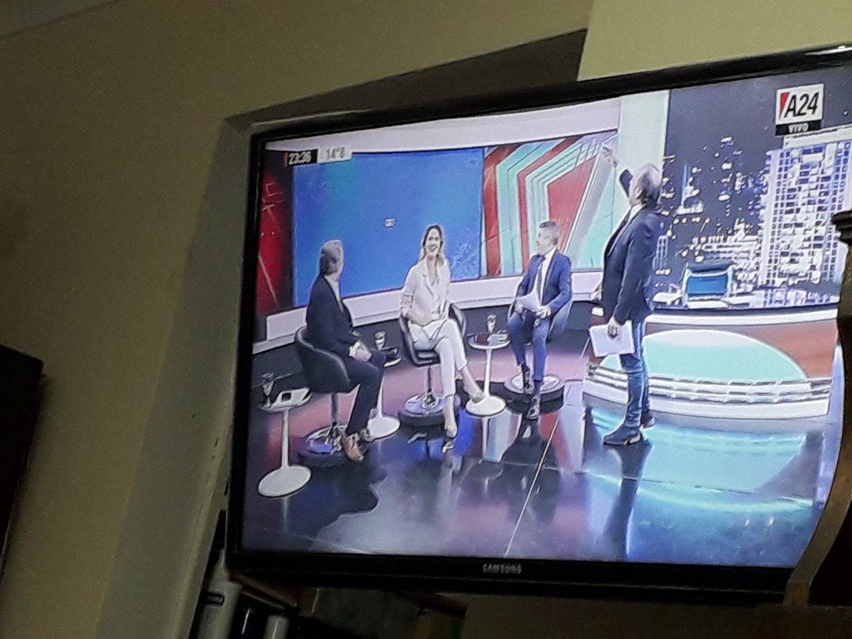 chisp7's tweet image. Jaja chau #levina #bastababy