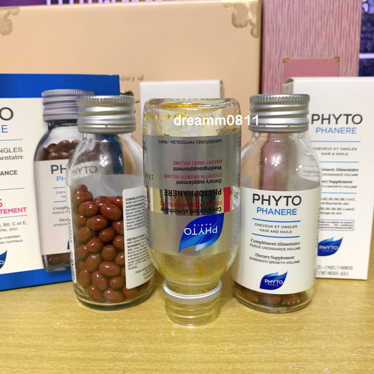dreamm0811's tweet photo. #พร้อมส่ง Phyto Phanere - Hair &amp; Nails Strength Growth Volume 120 เม็ด 
เข้าแล้วจ้า ผมร่วงผมบาง แห้งเสีย เล็บบอบบางมาเลย นี่ก็กินเองเดือนที่3ละ🥰❤️
1 ปุกทานได้ 2 เดือน วันละ 2 เม็ดตอนเช้าค่ะ แพคเกจใหม่ฉลากสีขาว

⭐️ 980 บาท ⭐️ (ในช้อปไทยขาย 1,950) https://t.co/OODWDUbzzI
