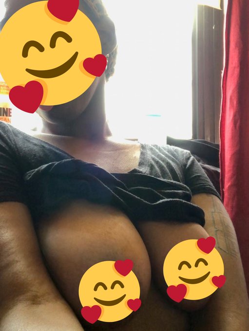 SFS 💖 Share , RETWEET , PROMO ‼️ I need more followers, more fans , more NaughtyyBaes 🥰 Do you like tits<a href="/tag/natural"class="tags"><span>#natural</span></a><a href="/tag/sexy"class="tags"><span>#sexy</span></a><a href="/tag/ebony"class="tags"><span>#ebony</span></a><a href="/tag/trending"class="tags"><span>#trending</span></a><a href="/tag/milf"class="tags"><span>#milf</span></a><a href="/tag/tits"class="tags"><span>#tits</span></a>