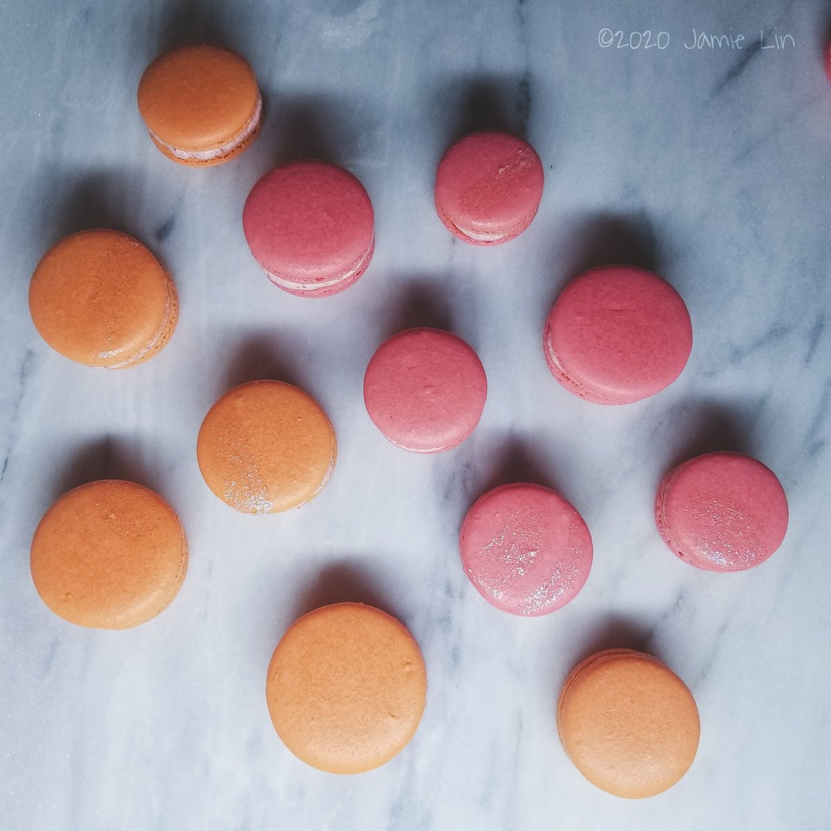 Jamie_Lin's tweet image. French macarons with a strawberry buttercream &amp;amp; mango lemon curd in the center. My favorite flavor I've made  so far!
🍓
🥭
🍋
#macaron #frenchmacaron #yum #instagood #instalike #baking #instalove #strawberry #mango #lemon #baked #fruit #sweettooth #yummiesinmytummies