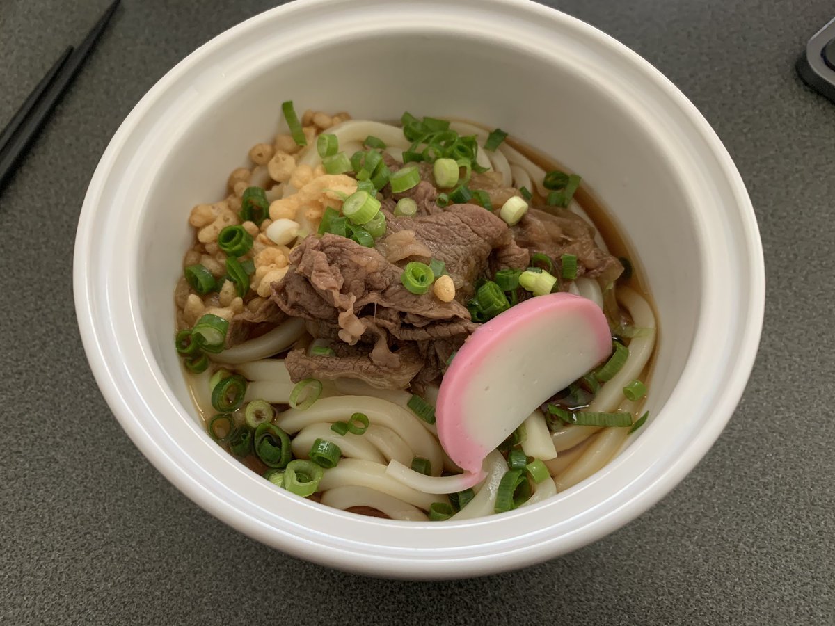 小林愛 めぐみ ガンプラをマッキーでイラスト風にするモデラー 肉が 龍の巣って 焼肉屋さんの肉うどんも美味しいですオススメ ダメなやつ