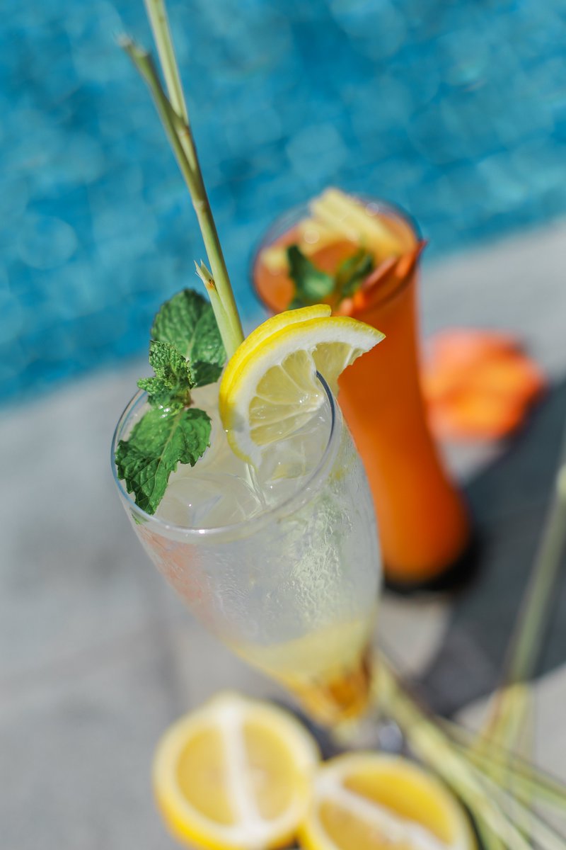 TheAlanaSentul's tweet photo. Summer outside and a cold beverage in your hand.
what a perfect time!! 😍🙌 #beverage #restaurant #thealanasentul #hotelinbogor https://t.co/D1f0kJKFgK