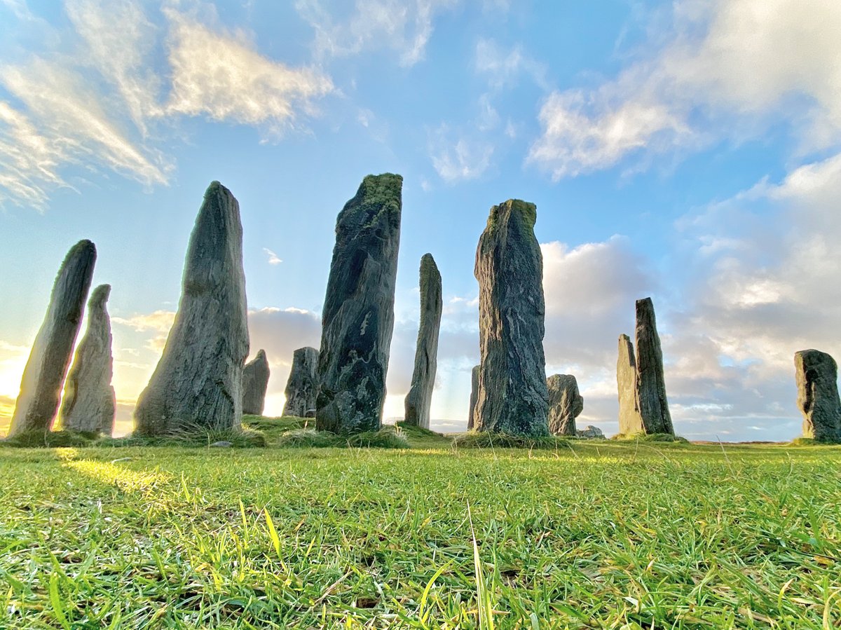 CalanaisCentre's tweet image. Postcards from Calanais ❤️

How did you feel the first time you visited? These 5000 year old monoliths do have a way of making you feel wee!