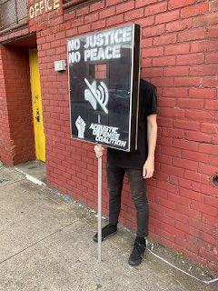 A guide by two audio engineers on building sound shields to deflect and mitigate police LRAD sound cannons #DisobedientObjects  docs.google.com/document/d/1rn…