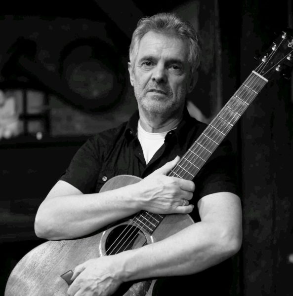 Happy Birthday to Iain Matthews, 74 today 