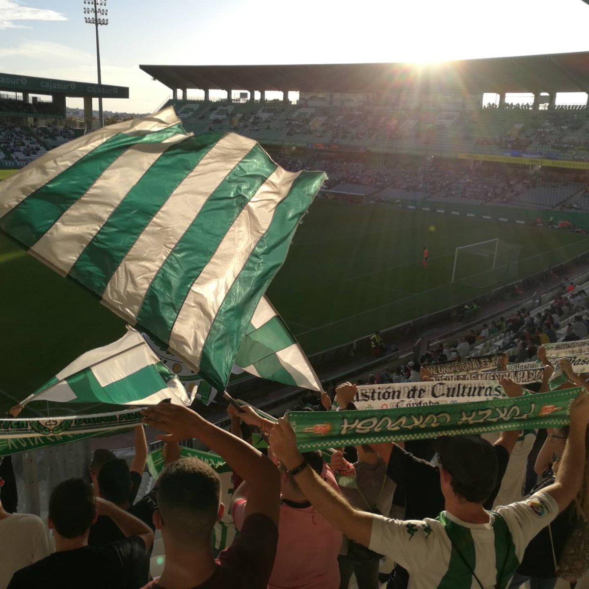Incond_CCF's tweet image. Buenos días cordobesistas🤍💚

 Hoy es nuestro octavo aniversario 🎂🎂 felicidades a todos los miembros del grupo  👏👏
