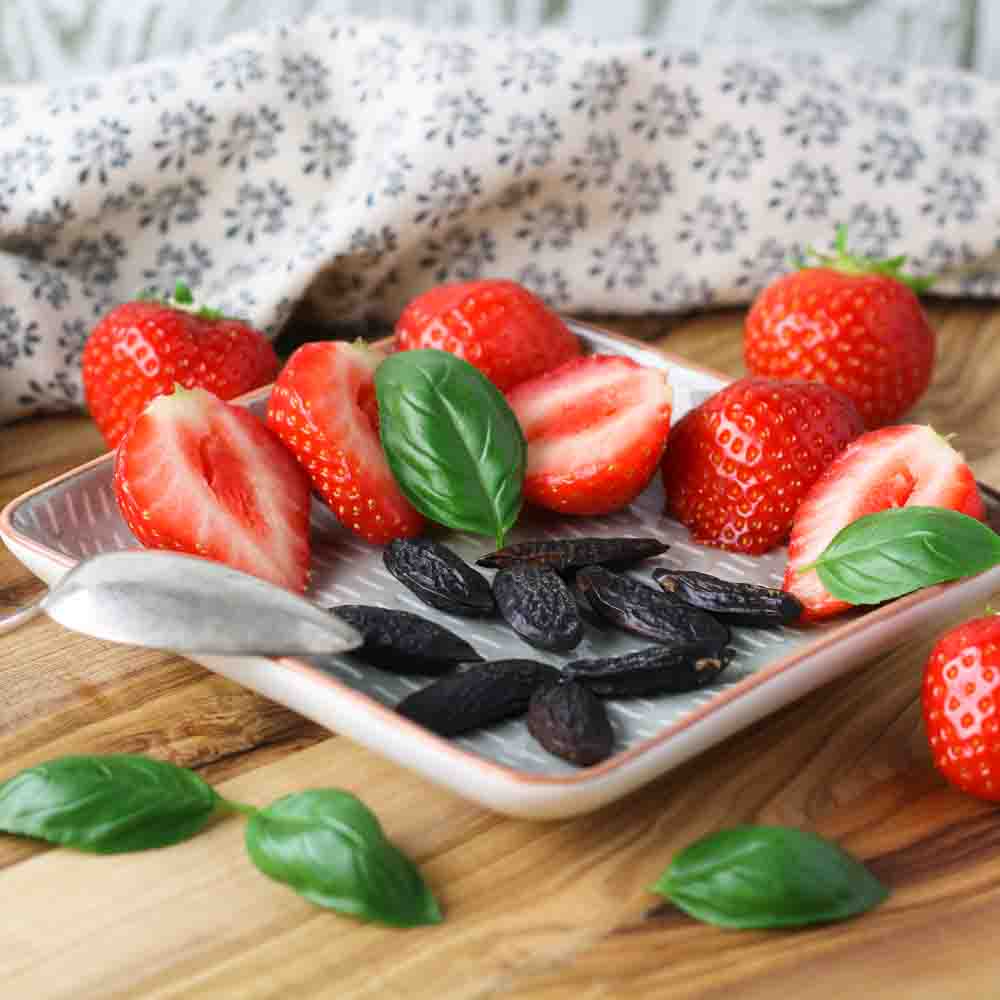 Tonkabohne ist übrigens eine sehr leckere und günstigere Alternative zur Vanille. Jetzt gibt es im Vanille Shop Tonkabohnen mit dem betörendem Aroma von Vanille, Karamell, Marzipan und Mandel. 

bit.ly/2zCfOoD

#vanille #lecker #food #foodie #dessert #sweet #backen