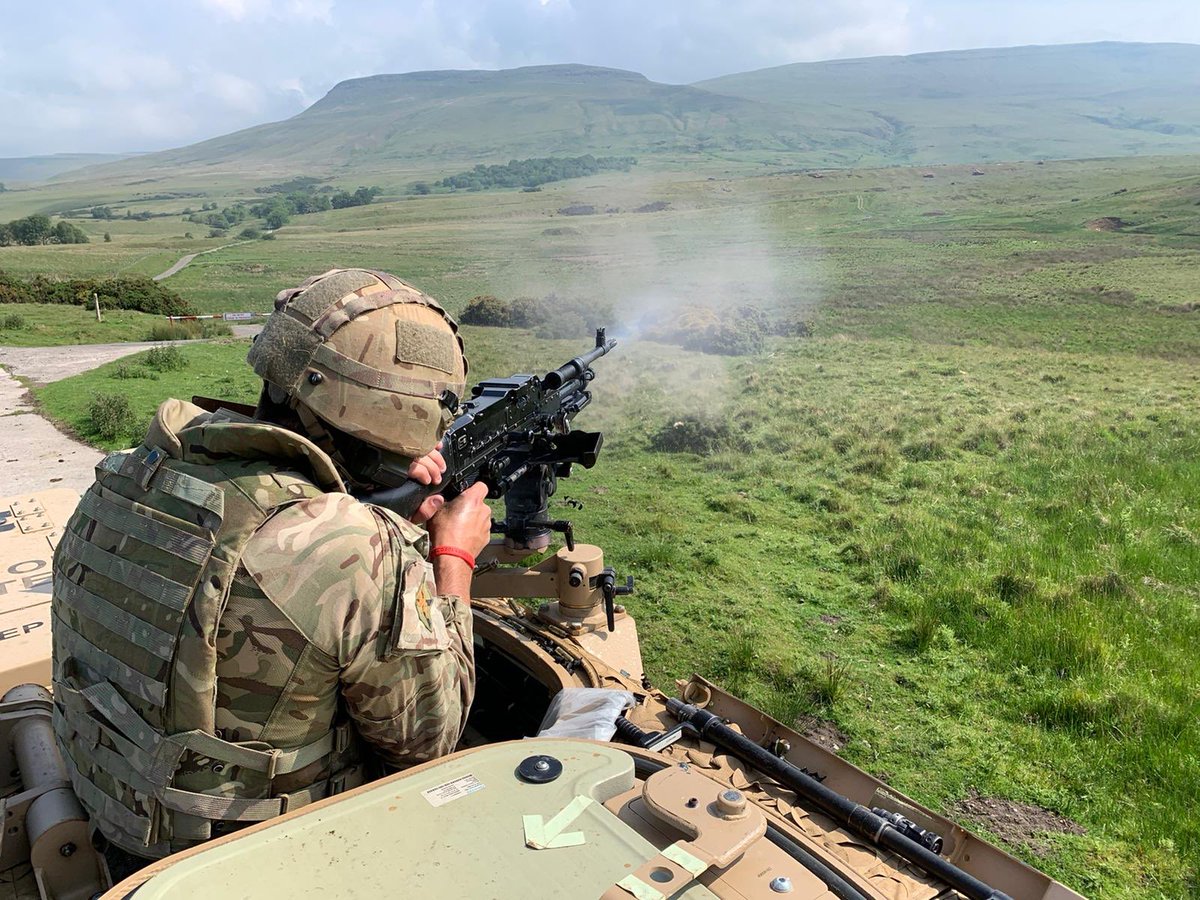 2_SCOTS's tweet photo. Another couple of shots of the top cover shoot from our range package in WARCOP, this time C Coy getting put through their paces. #Ranges #FieldFiring #MissionSpecificTraining @The_Black_Rats @2_SCOTS @ArmyScotland @BritishArmy https://t.co/Sv8Ve1bxNu