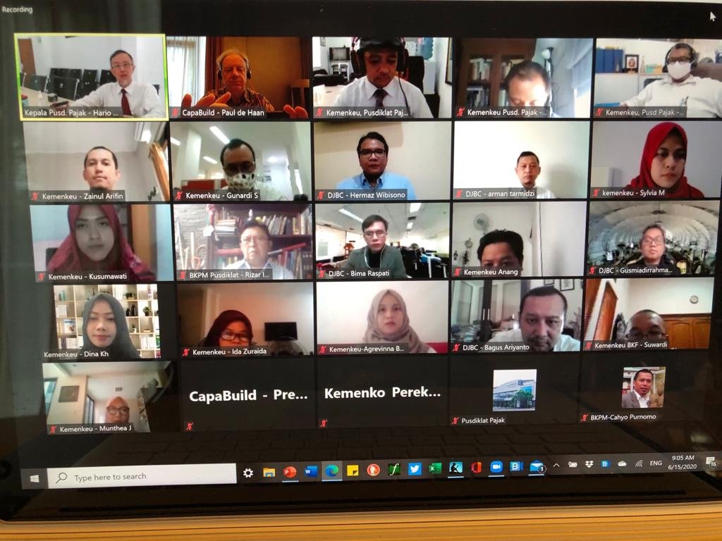 Capabuild team presented 'Tax Trade and Treaties'- introduction  upon invitation from Financial Education Training Center (Pak Hario Damar) in Indonesia. Ma kasih to the team led by Ibu Sylvia! This workshop is a preparation for a workshop in August this year.