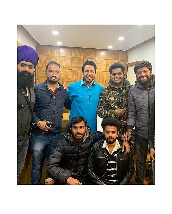 Dream comes true.. Only if you want
Working with the living legend @gurdasmaan sahab is always a dream... 
On shoot @ZeePunjabi_off theme song. #productionexecutive #filmmaker #teamagfilmsandproduction #JaiSai🙏 #JaiHo  🎬🎥🎬