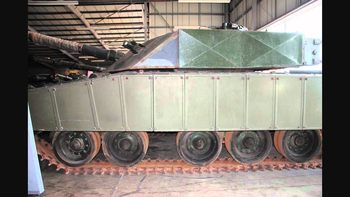 TheDeadDistrict's tweet photo. Aluminium #Chieftain #Tank
In the mid-60βs, the FVRDE had developed a new type of armour, AKA #Chobham or #Burlington. This armor has tested on new #MBT. The new tank was to be called Chieftain Mk5/2, however this was later changed to #FV4211 and nicknamed the Aluminium Chieftain https://t.co/vCH0T5slqP
