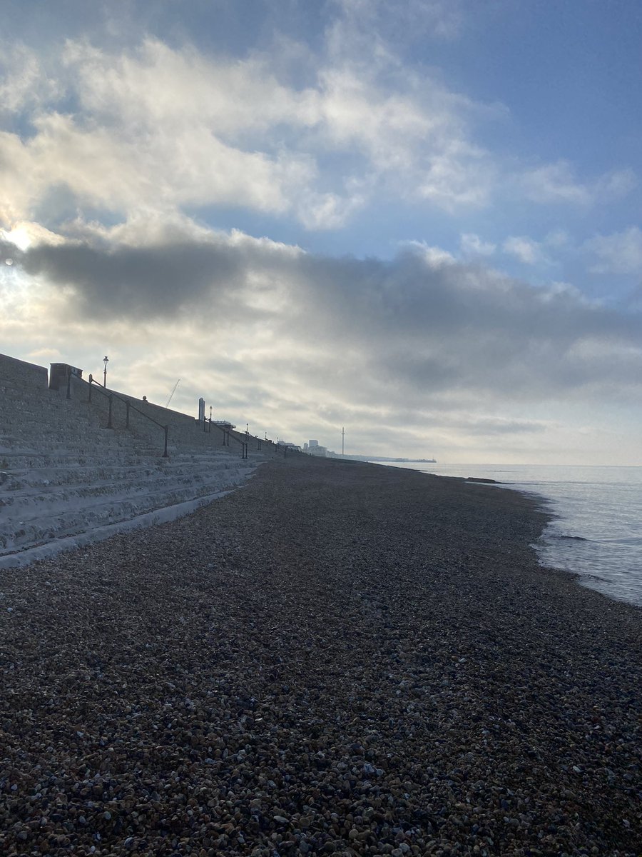 dentalhealthspa's tweet photo. Early morning cycle, sea sanity still been doing this most days, earlier start today as I try within the #COVID19 #SOPs to bring #dentalhealrhspa back with no #financialsupport #businesratesrelief or #governmentgrant #dentistryincrisis @LaurieChurchman @esadiya  #wealthoverhealtj https://t.co/qgELtrrhAQ