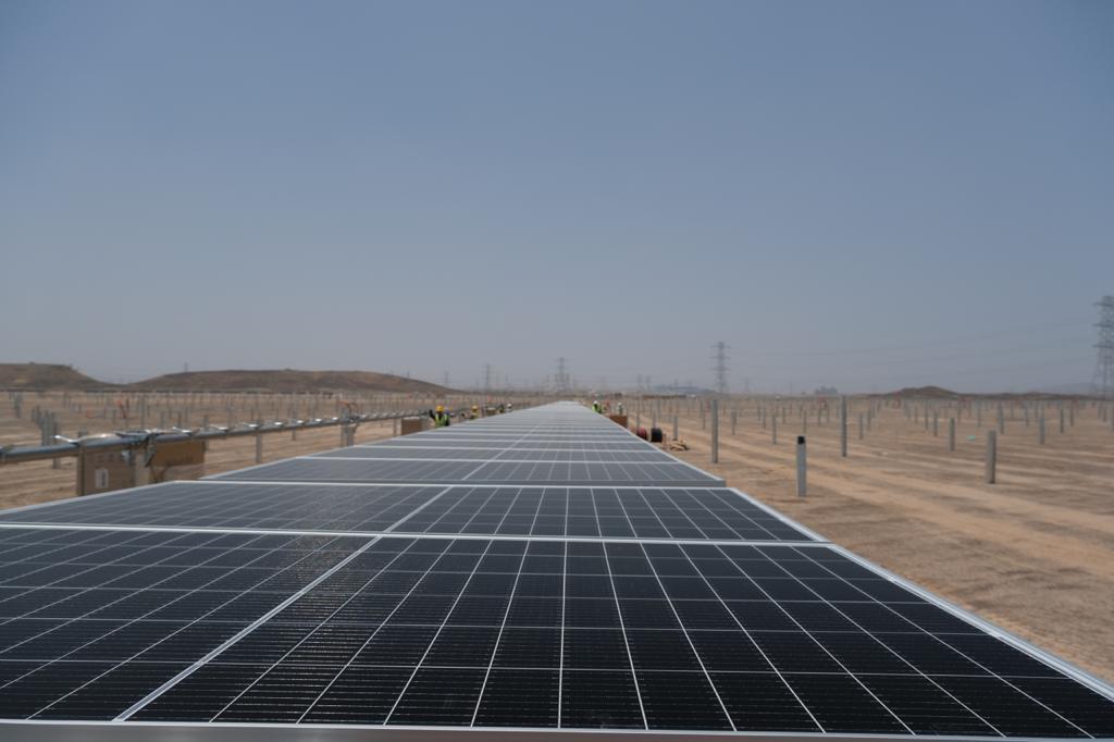 PortandFreezone's tweet photo. Owned by @Shell_Oman, Sohar Solar Qabas is constructing a Solar PV project with a capacity of 34 MWP. This will generate 25 MW of electricity for our industrial tenant, Al Tamman Indsil. Other projects are planned to follow. https://t.co/onpsRLwk6t