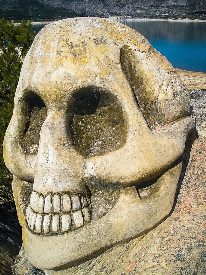 La #RutadelasCaras de Buendía (Cuenca) Uno de los lugares más sorprendentes de #España.

<a href="/unbuendiaparati/">turismobuendia</a>