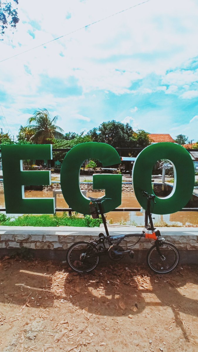 eiraoites's tweet photo. "Ego is false confidence; Self-respect is true confidence"
-Naval Ravikant
#qotd
#respect
#menjadilebihBIKE
#gurumbois
#elementPikes
#elementbike
#foldingbike
#sepedalipat
#Wisdom
@B2WIndonesia https://t.co/KqdZ3Sy22H