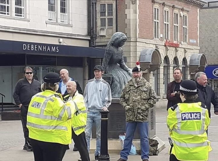 Oh my god ... they are ... *rubs eyes* they really are guarding the statue of George Eliot in Nuneaton.