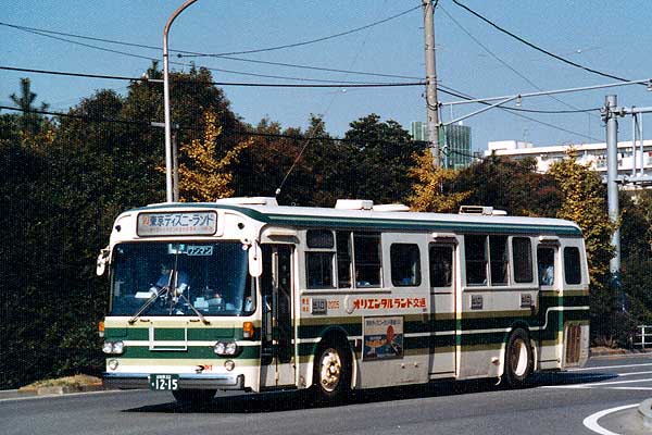 You'd think with a railway as a major shareholder, it would have been easy to get to Tokyo Disneyland. Actually, Maihama Station wasn't built until 1988. If you didn't travel by car, for the first five years, you had to go by subway to Urayasu, then take a 20 minute bus ride.