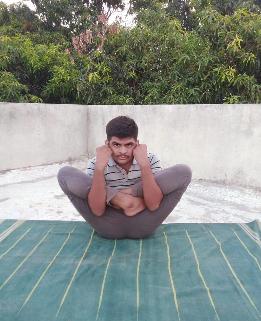 DevamJPatel's tweet image. Yoga is very necessary and very useful.  Such as for health, for peace, for immunity or for energy  #DoYogaBeatCorona #YogaDay #21june @vijayrupanibjp @narendramodi @jitu_vaghani @DrRutvij @hindustanse @office_das @NazlinShaikh @inandlalpatel @Sunitagupta @The_NehaJoshi