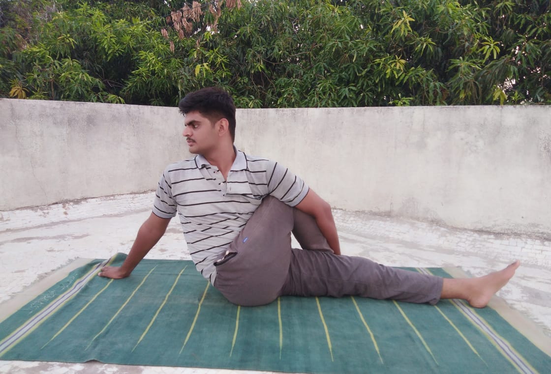 DevamJPatel's tweet image. Yoga is very necessary and very useful.  Such as for health, for peace, for immunity or for energy  #DoYogaBeatCorona #YogaDay #21june @vijayrupanibjp @narendramodi @jitu_vaghani @DrRutvij @hindustanse @office_das @NazlinShaikh @inandlalpatel @Sunitagupta @The_NehaJoshi