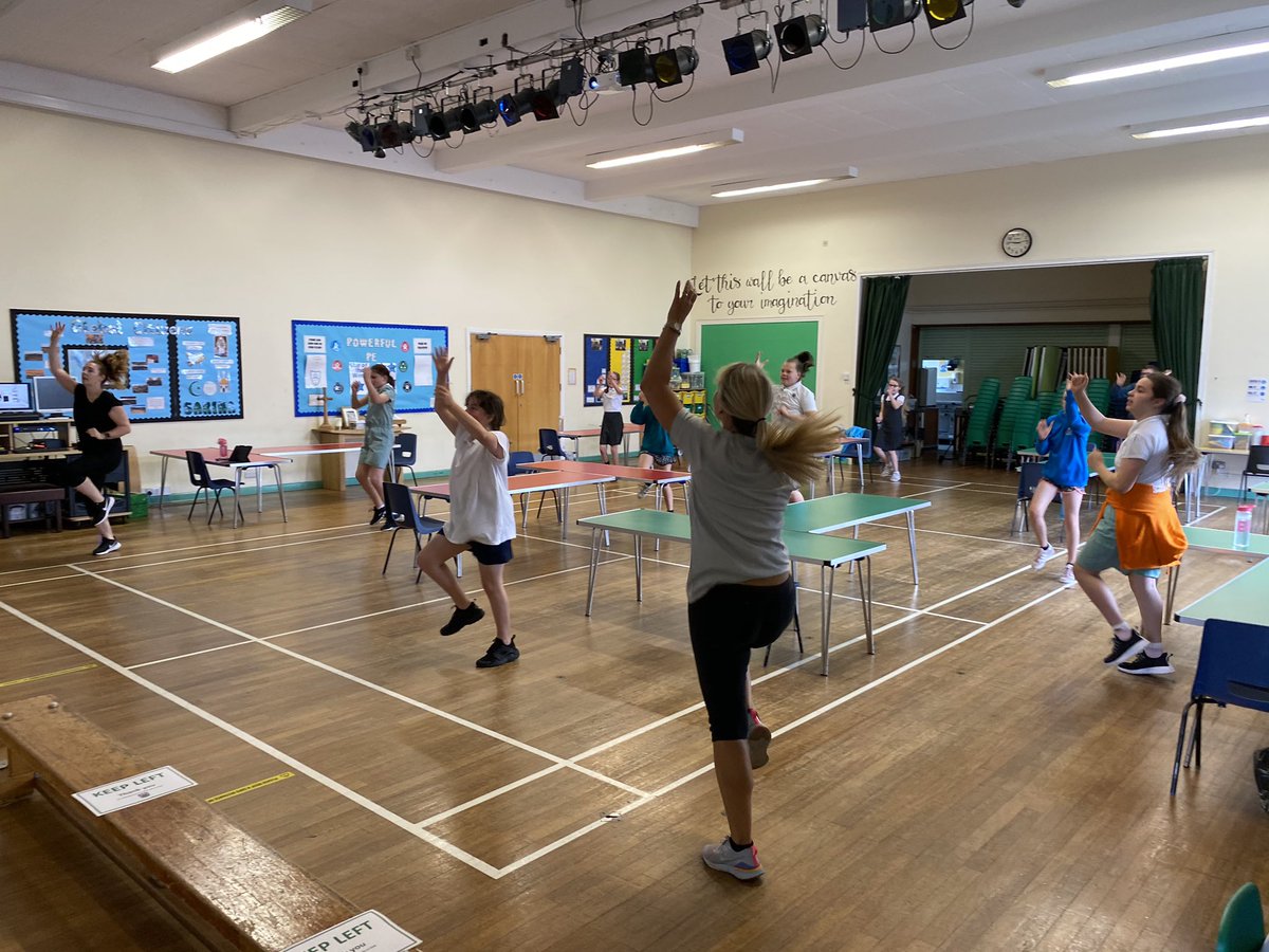 Check out the Y6 children taking part in a socially distanced PE lesson with <a href="/thebodycoach/">Joe Wicks</a> ! #fitandhealthy #5moreseconds #dontgiveup