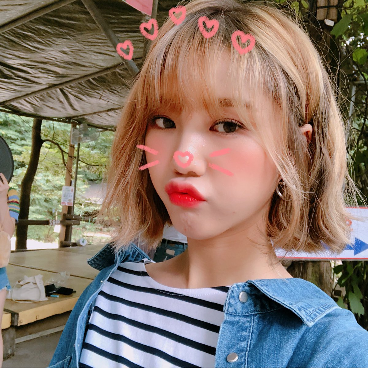 OMG_members's tweet photo. #과거사진 #털어보자 #미미

탈탈탈 https://t.co/uwtKLu5EIp