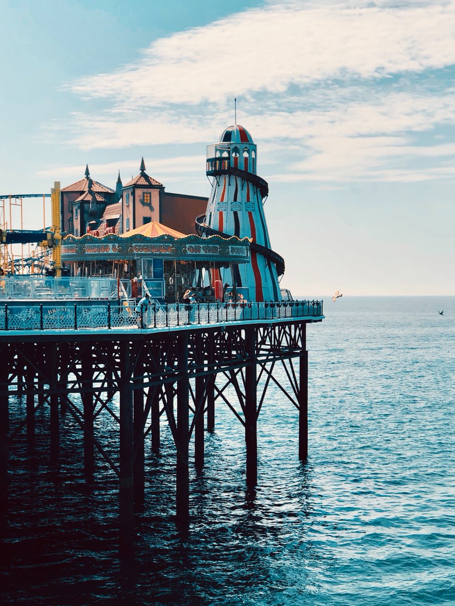 Maddyness_UK's tweet photo. 🐚Which tech startups should you watch in #Brighton, the so-called "Silicon-Valley-by-the-Sea"? 
Discover them here ▶️ https://t.co/EGTaISEAMR
#tech #startups #business
#MaddyTop #MaddynessUK https://t.co/nOhzyW4DQB