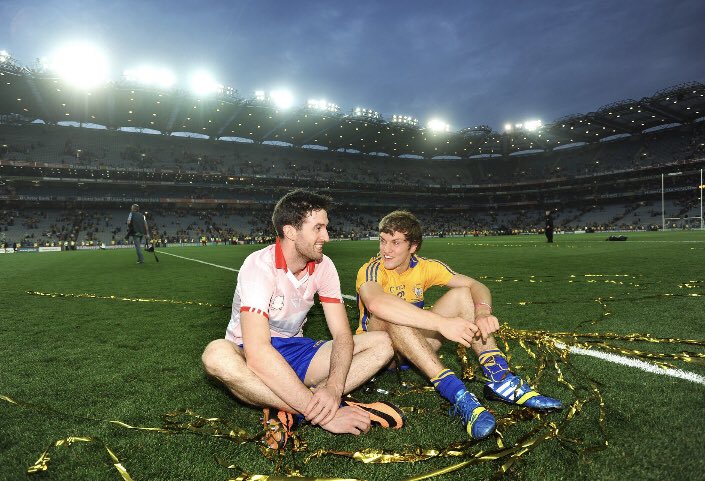 RourkeShane's tweet photo. @gaawrap After 2013 AI Final Replay. Brilliant photo. https://t.co/XZq5E84Jud