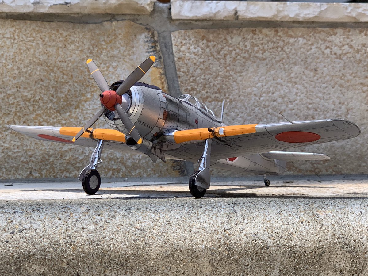 なめこ 1/48 中島飛行機 キ84 四式戦闘機『疾風』飛行第246戦隊所属機 完成