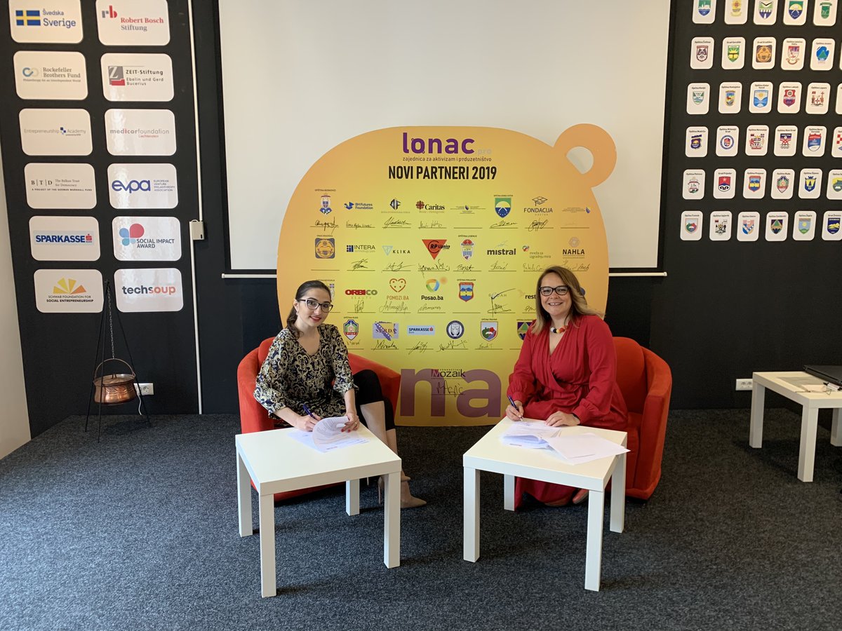 bitalliance's tweet photo. Saradnjom do kreiranja novih prilika za mlade: Fondacija Mozaik i Bit Alijansa potpisali memorandum o saradnji 🤝
https://t.co/5EnibFgCAi https://t.co/UVrx57o3Iv