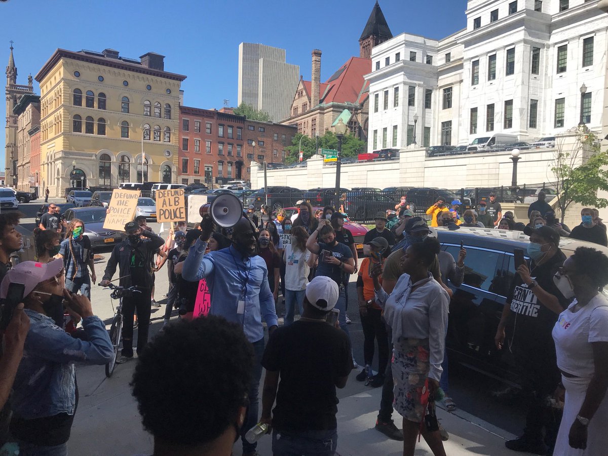 Paul Buckowski tweet media