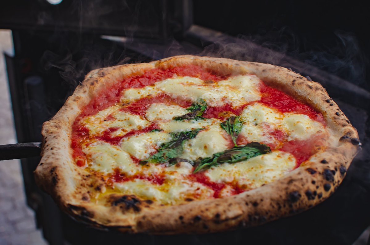 Buoy Events (@buoystreetfood) on Twitter photo Ain’t nothin’ sweeter than a midweek margherita 🍕💃🏼
Grab yours from <a href="/woodchoppizza/">Wood Chop Pizza</a> tomorrow at #TheHarboursideMarket. Open 12-2.30pm #LetsEat. Ain’t nothin’ sweeter than a midweek margherita 🍕💃🏼
Grab yours from <a href="/woodchoppizza/">Wood Chop Pizza</a> tomorrow at #TheHarboursideMarket. Open 12-2.30pm #LetsEat.