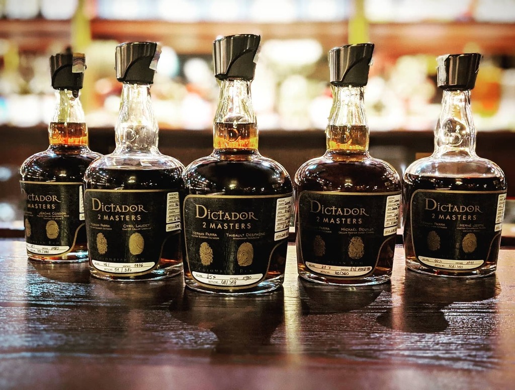 Shot from yesterday's rum party. 
#rum #rhum #ron #rhon #alkohol #alcohol #rumlovers #rumfans #rumcollection #rumcollector #degustation #shots #drinking #drinkstagram #rumstagram #czech #czechboy #mixology #spirits #drink #rumrock #rumreview #dictadorrum… instagr.am/p/CBf4q7ClXGC/