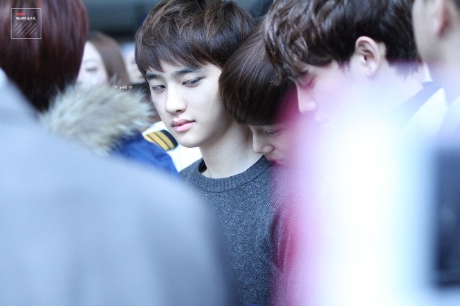 jongin& #39;s favorite shoulder to lean on.